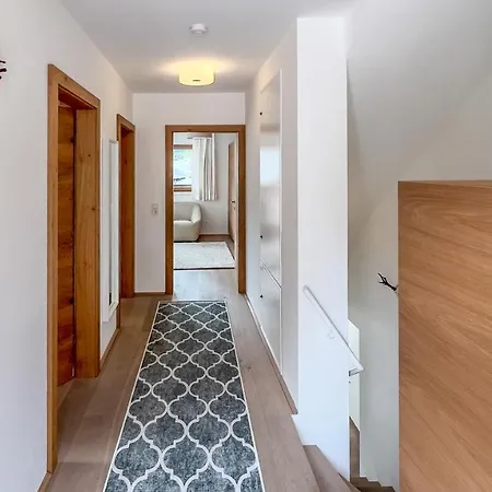 Appartamento Luxus - Zentral - Poolblick Mit Sauna Seefeld in Tirol