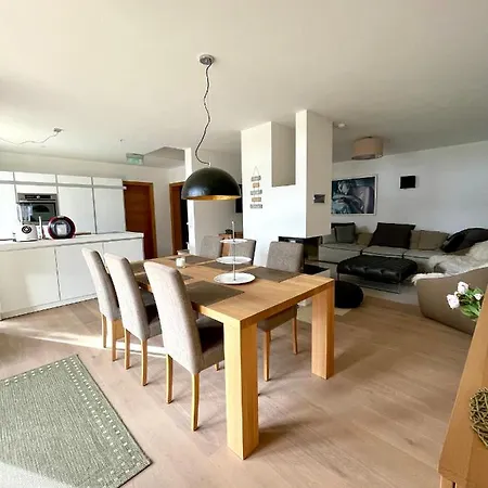 Luxus - Zentral - Poolblick Mit Sauna Apartman Seefeld in Tirol
