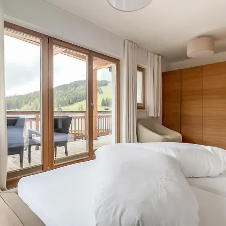 Luxus - Zentral - Poolblick Mit Sauna 제펠드 인 티롤